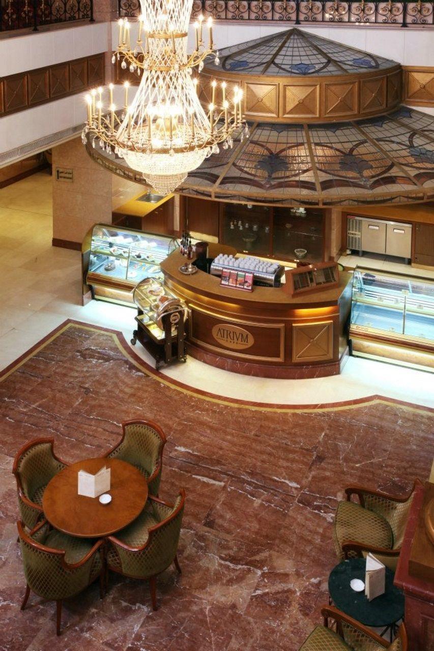Jeddah Marriott Hotel Restaurant photo